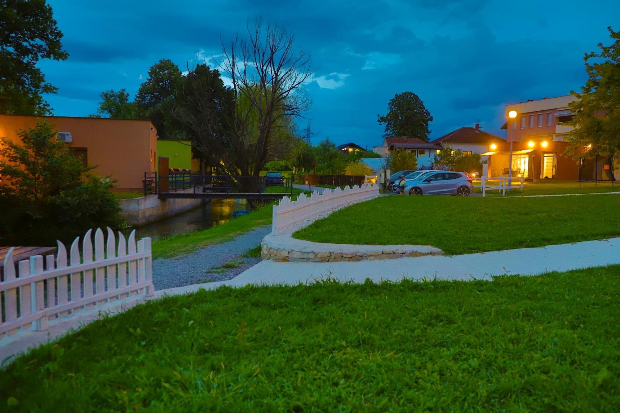 Holiday Homes Pozitiva Bihać Εξωτερικό φωτογραφία