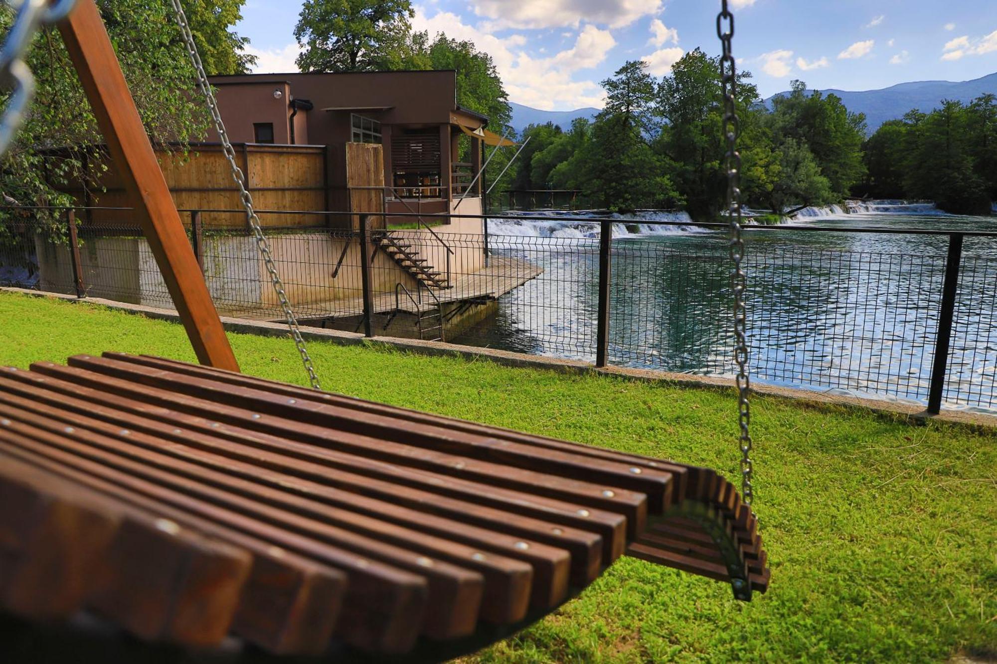 Holiday Homes Pozitiva Bihać Δωμάτιο φωτογραφία