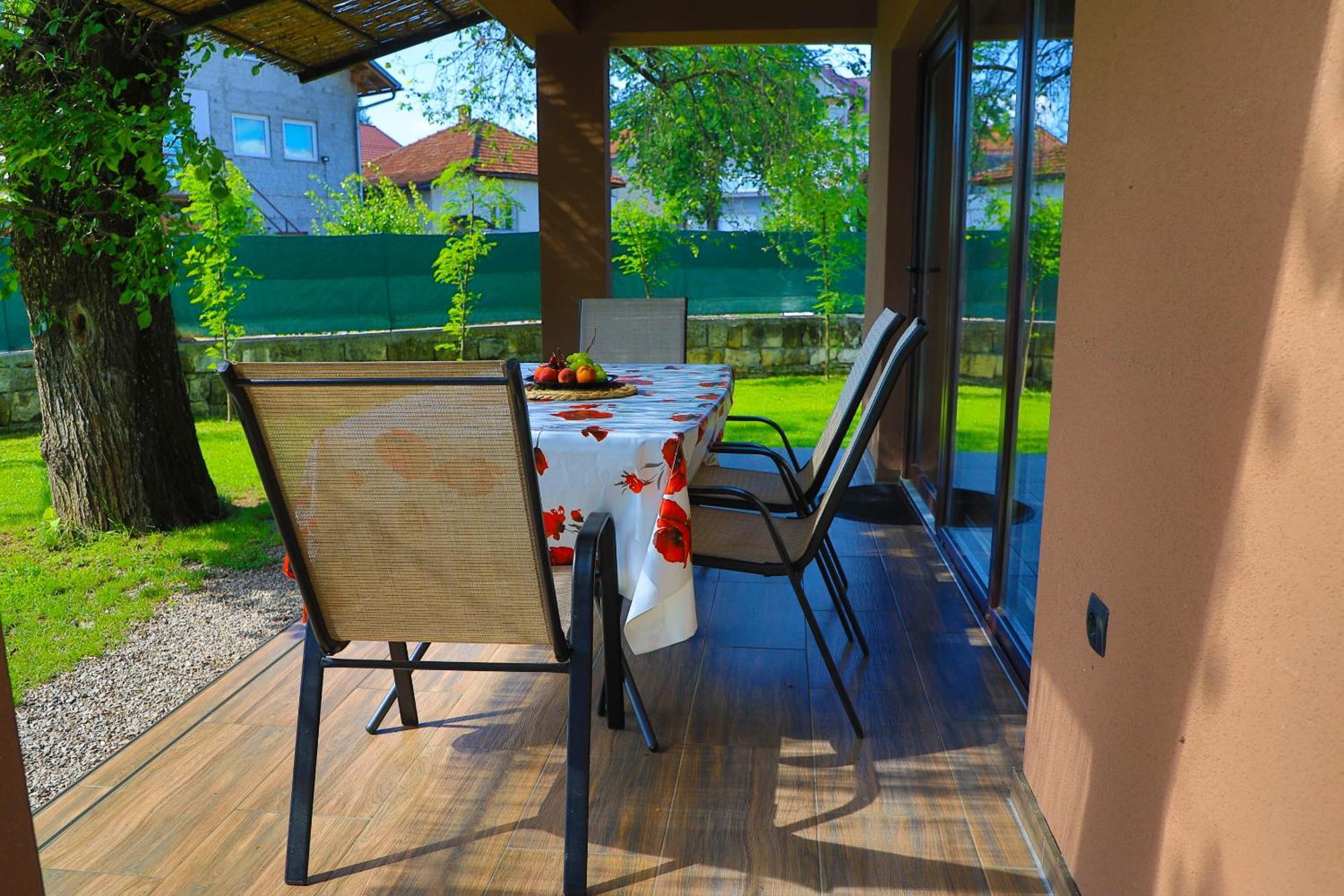 Holiday Homes Pozitiva Bihać Δωμάτιο φωτογραφία
