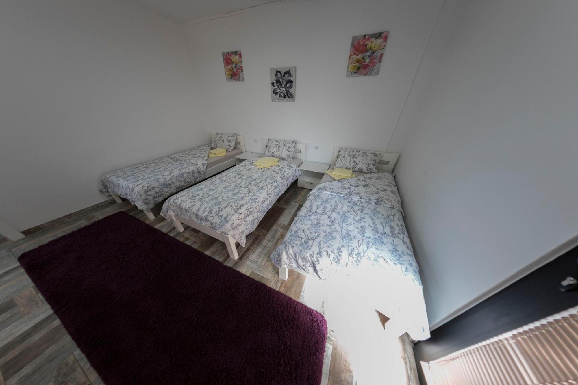 Holiday Homes Pozitiva Bihać Δωμάτιο φωτογραφία