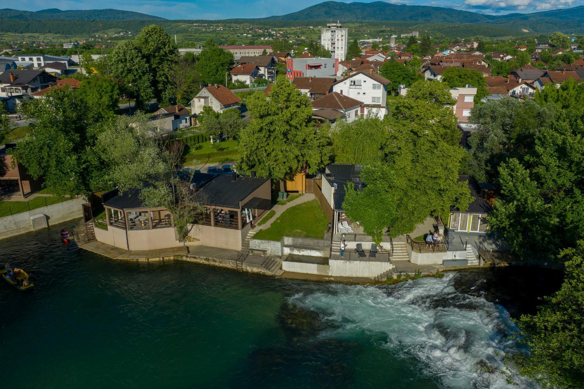 Holiday Homes Pozitiva Bihać Δωμάτιο φωτογραφία