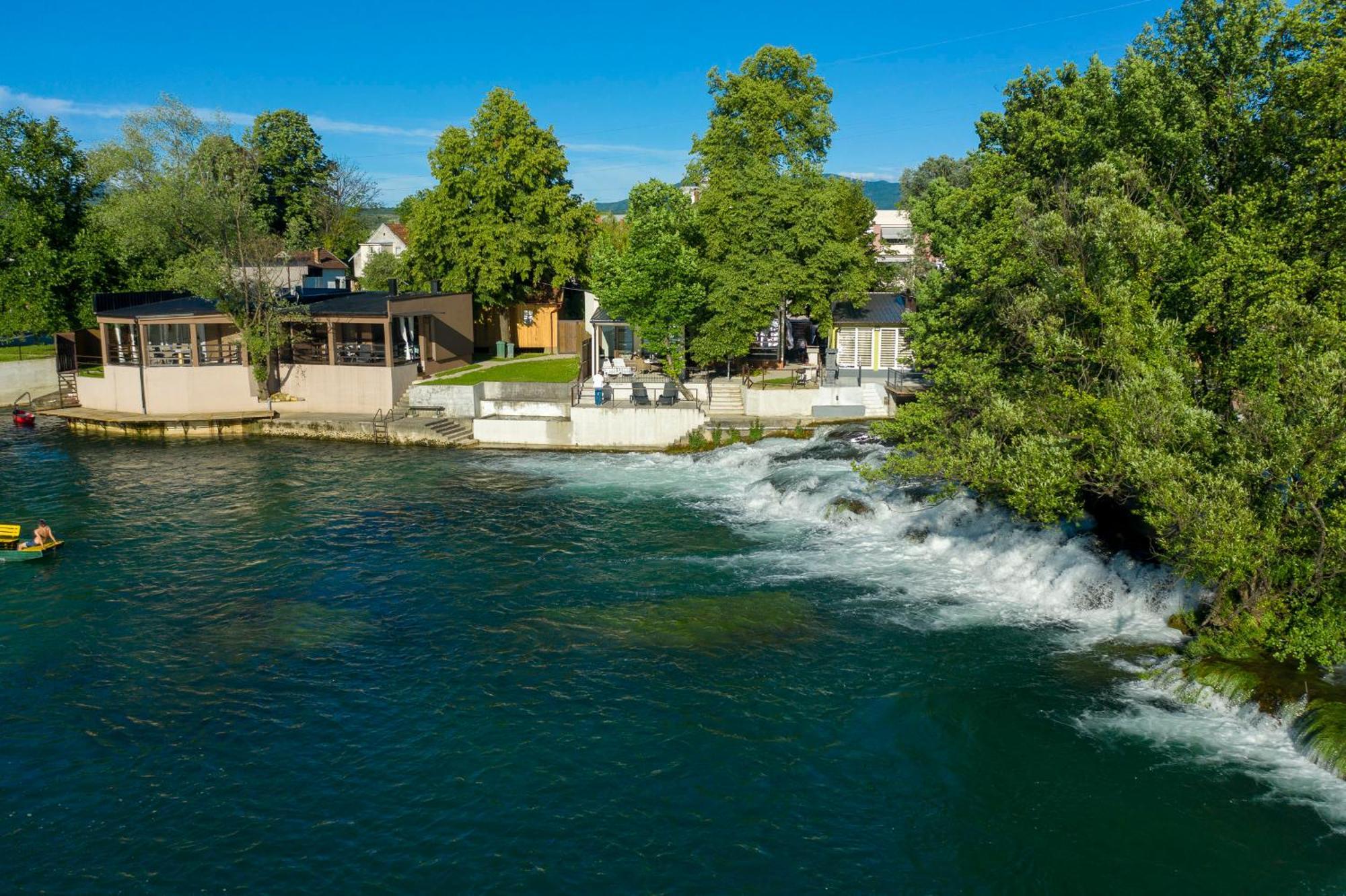 Holiday Homes Pozitiva Bihać Δωμάτιο φωτογραφία