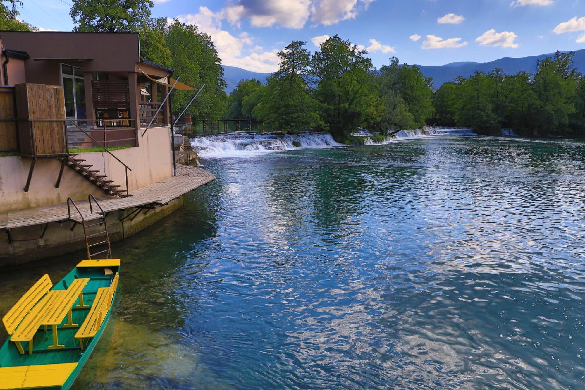 Holiday Homes Pozitiva Bihać Δωμάτιο φωτογραφία